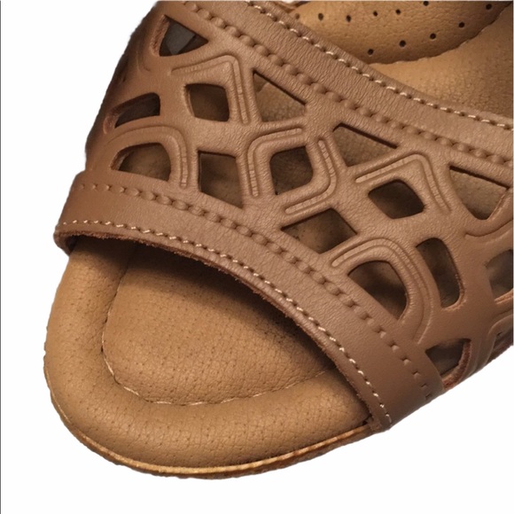 4/$20! Spring Step Heeled Wedges - Picture 2 of 8